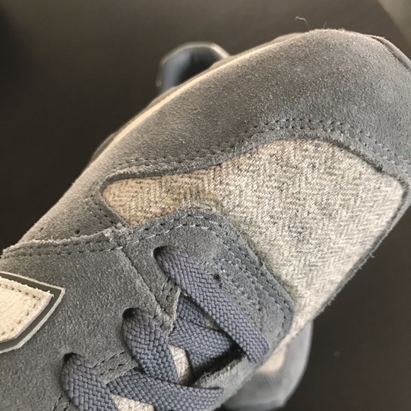 Like New-Silver & Gray New Balance Sneakers - Picture 3 of 7